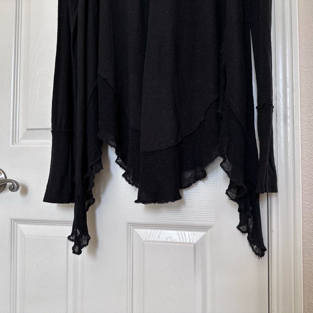 Free People black long sleeve tunic top with raw edges size small - Picture 11 of 15